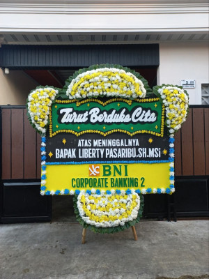 Papan Bunga Duka di Randuacir